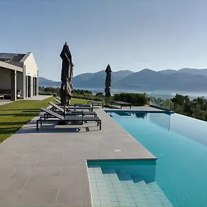 Alekos Houses-elia Lixouri